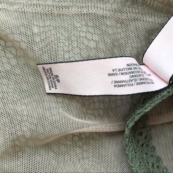 VS Very Sexy High Neck Unlined Lace Halter Bra - Picture 2 of 5